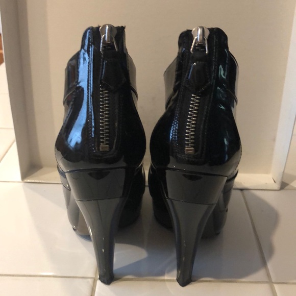 Burberry Booties - Picture 3 of 8